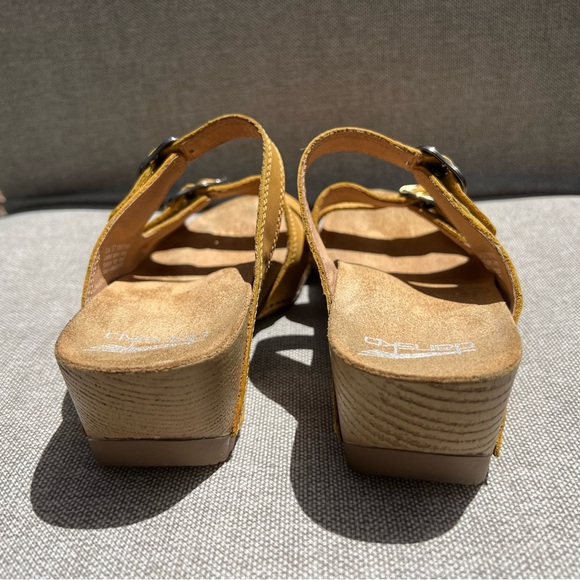 Women’s Dansko Wedge Sandals Leather Slide Shoes 3 Buckle Comfort Size 37 - Picture 10 of 14
